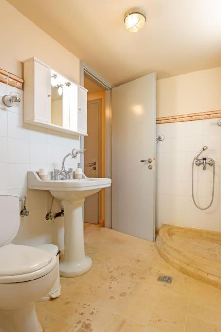 Villa Loukia Спартия Екстериор снимка