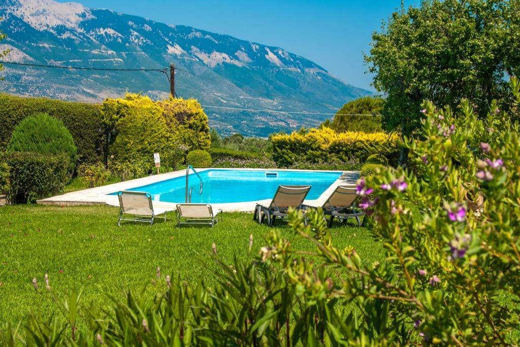 Villa Loukia Спартия Екстериор снимка
